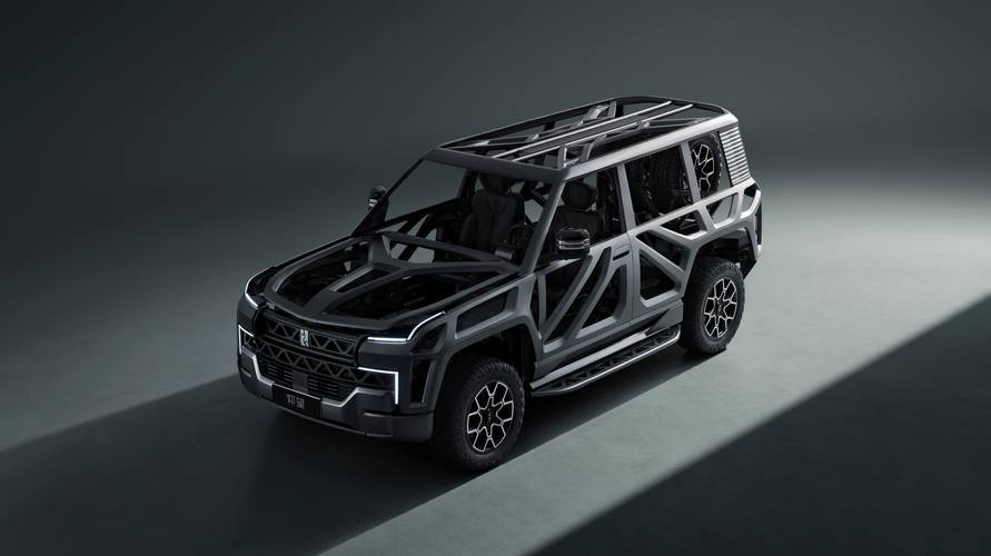 深圳2仰望U8硬派越野的科技魅力，国能汽车对传统燃油车市场的冲击